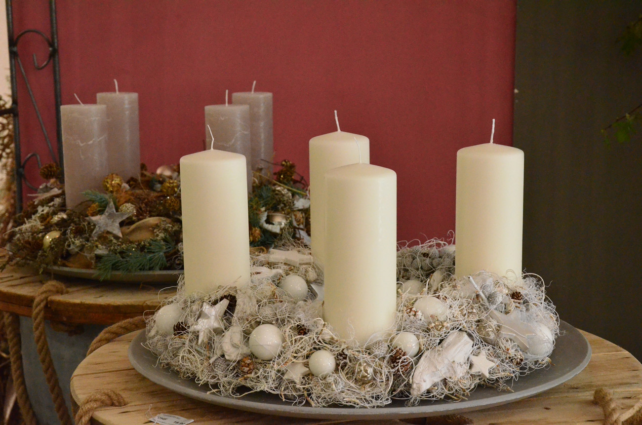  Adventskranz weiss 