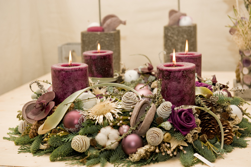  Adventskranz mit Kerzen 