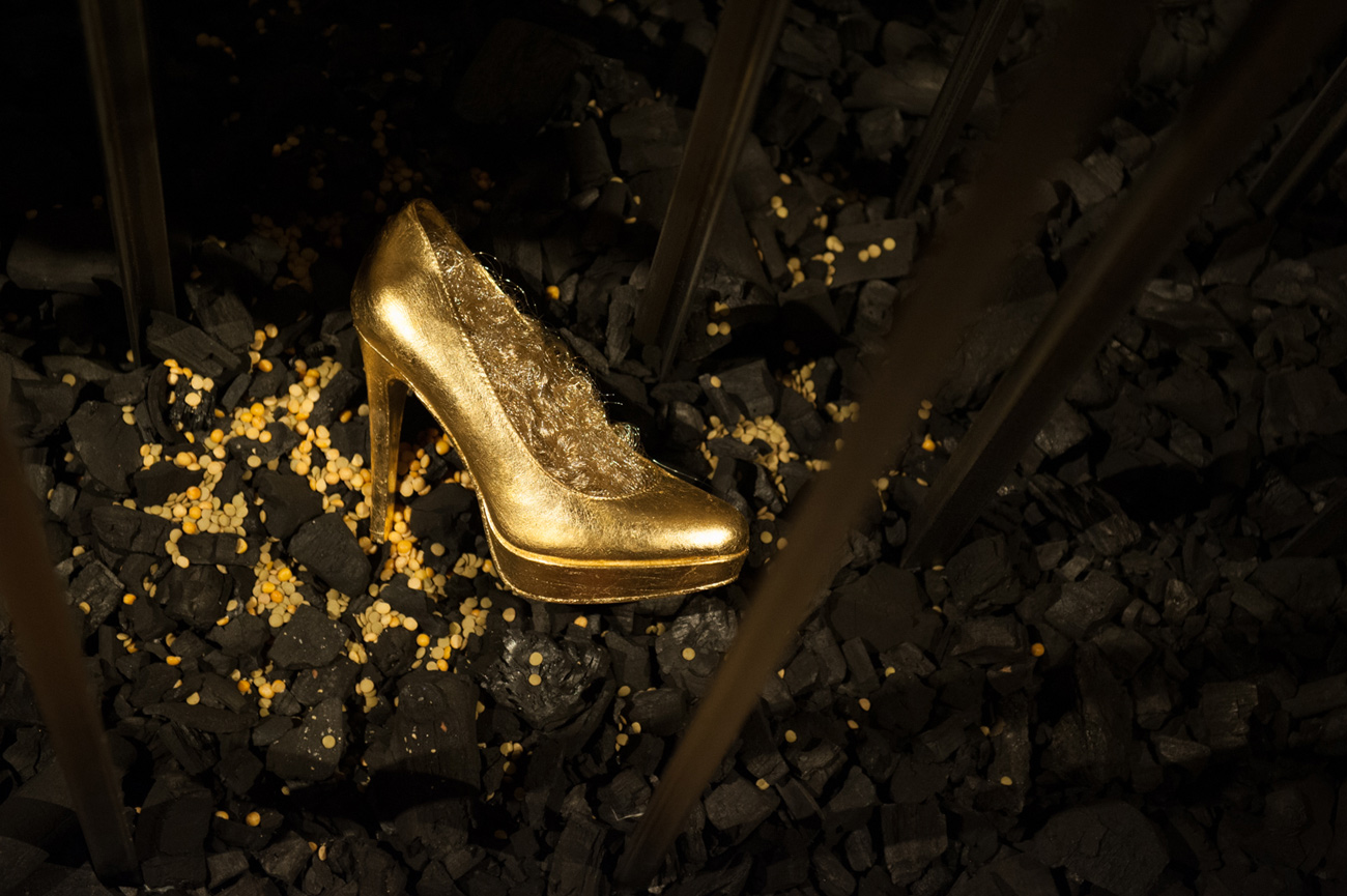  Goldener Cinderellaschuh 
